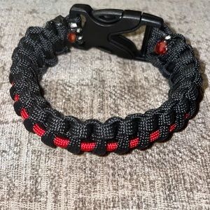 Thin red line bracelet